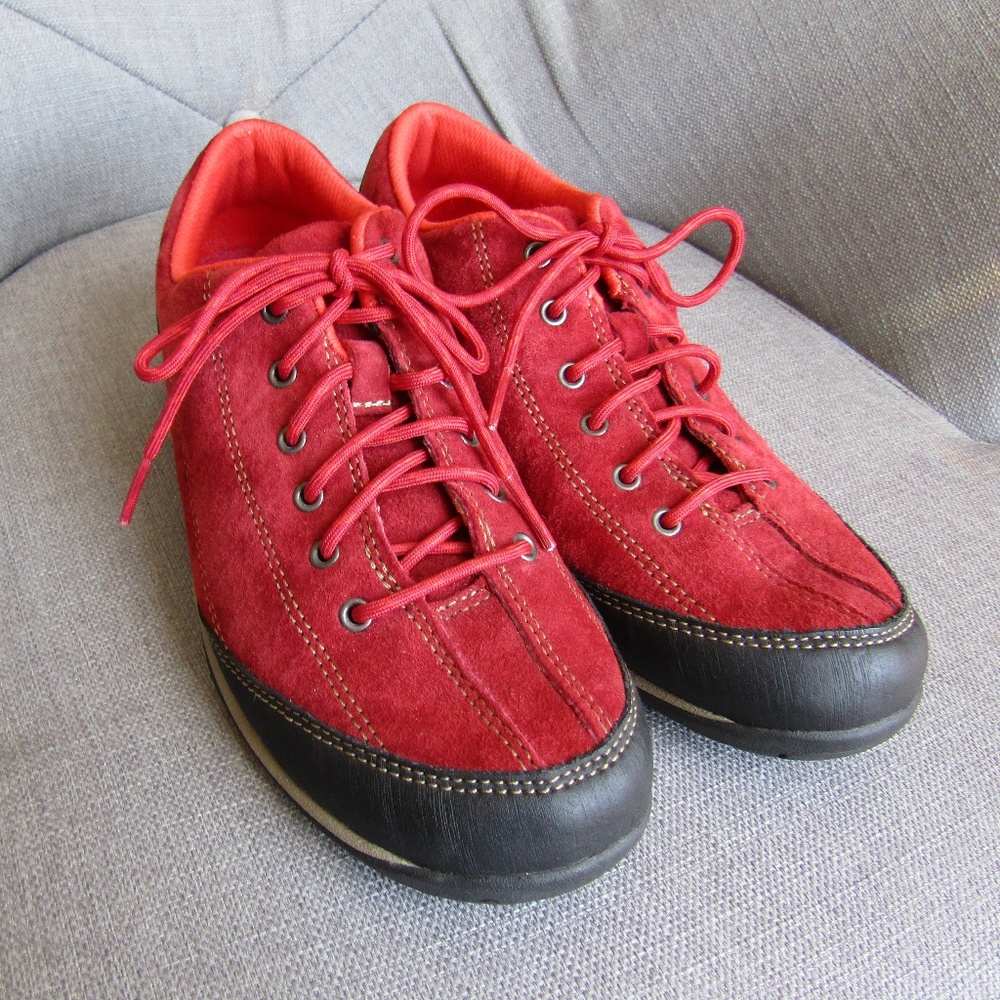 L.L. Bean Hiking Shoes in Red
